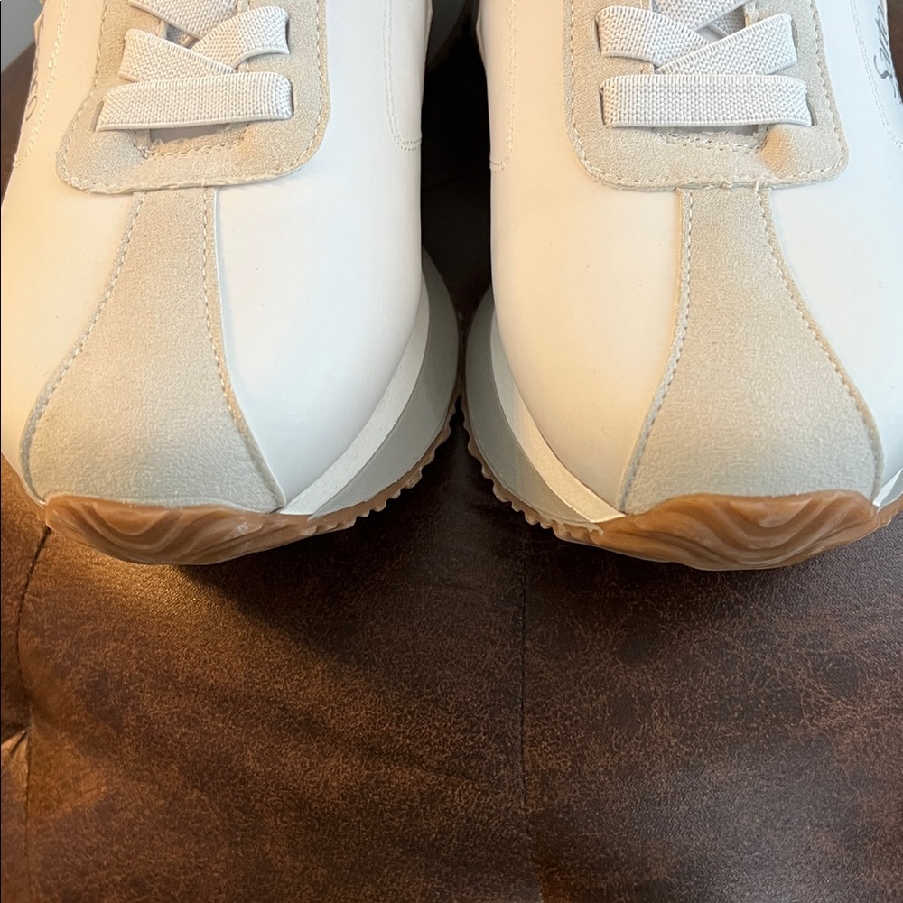 Franco Sarto White and Cream Sneakers with Pastel Accents 9.5sz - Picture 5 of 8